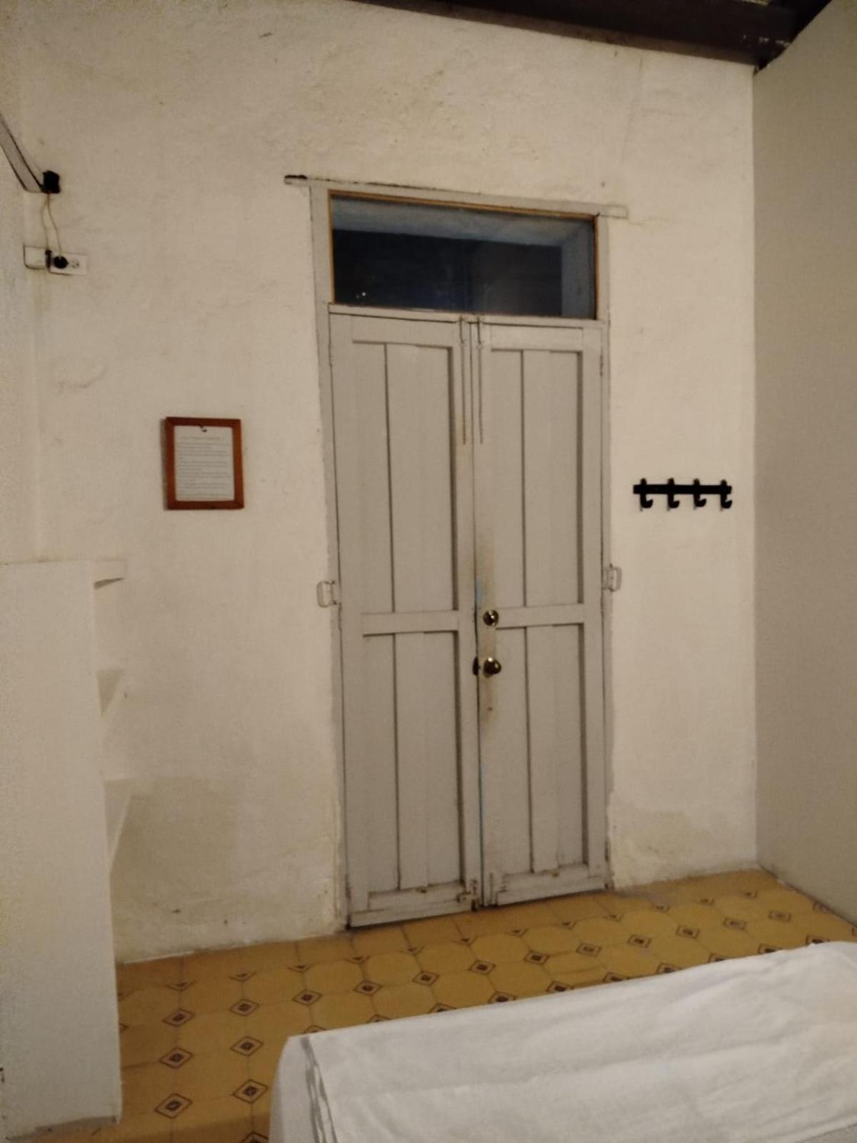 Hostal Espanolete Santa Marta  Exterior photo